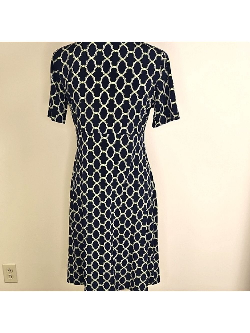 Merona Elegant Navy and Chartruesse Patterned Dress Twist At Bustline Stretchy M - Picture 5 of 12